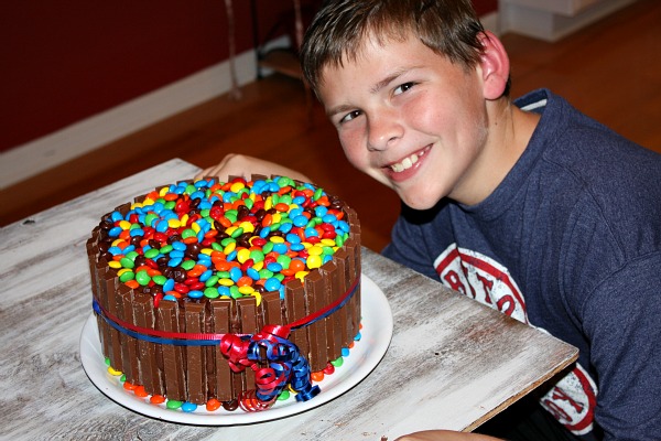 M&M's and Kitkat Cake