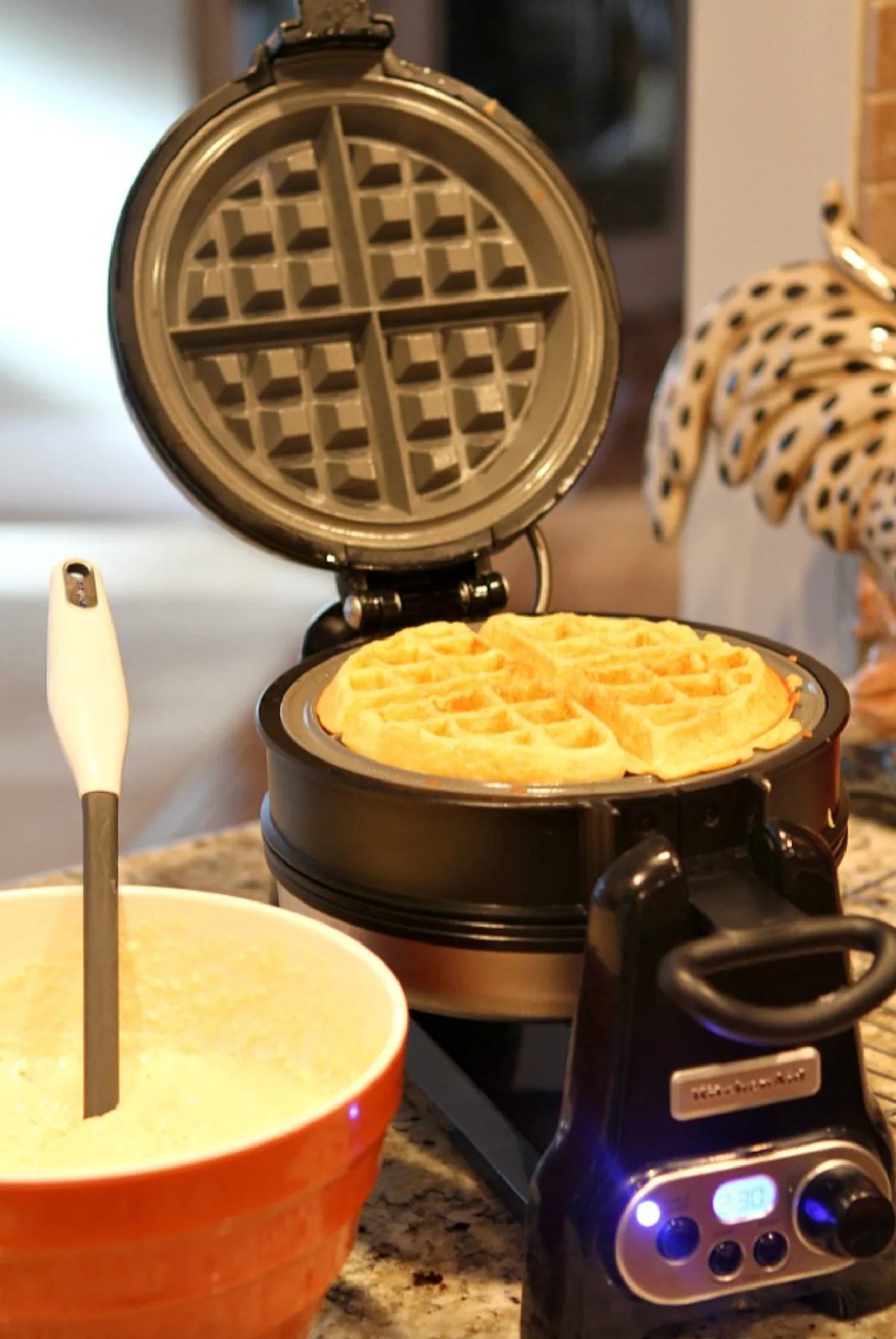 waffle maker with waffle in it