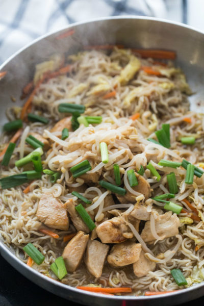 Easy Chicken Chow Mein - Recipe Boy