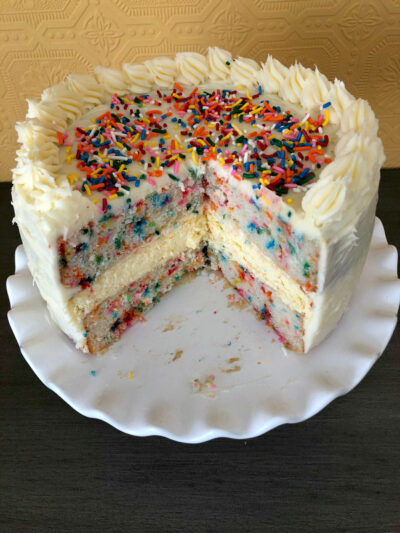 Funfetti Cheesecake Cake - RecipeBoy