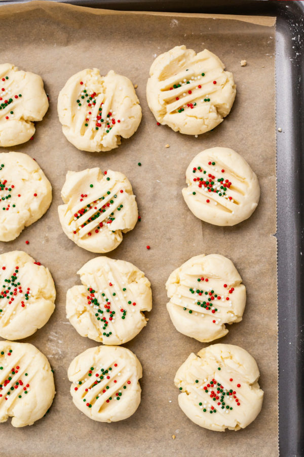 Christmas Shortbread Cookies - Recipe Boy