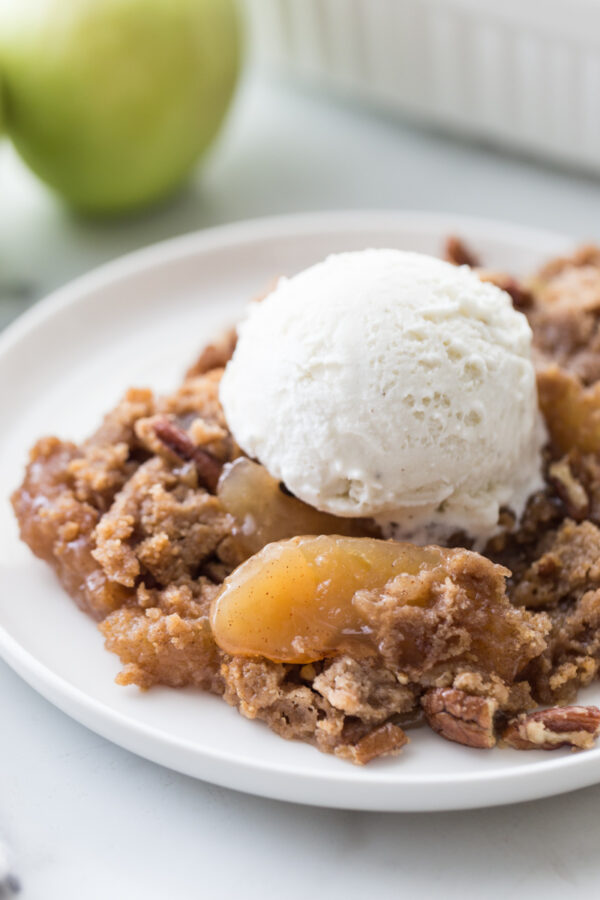 Caramel Apple Dump Cake - RecipeBoy